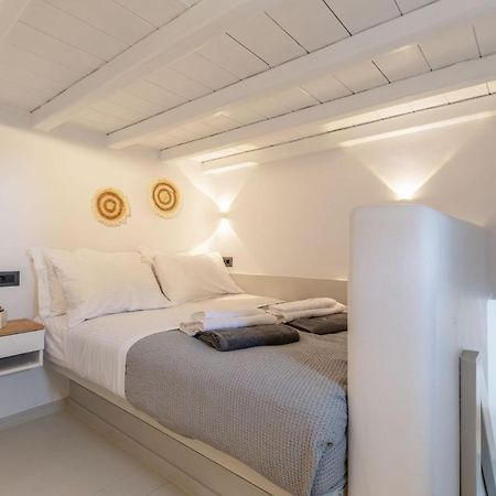 Ivi Mykonean Suites Mimoza Ornos Beach Εξωτερικό φωτογραφία